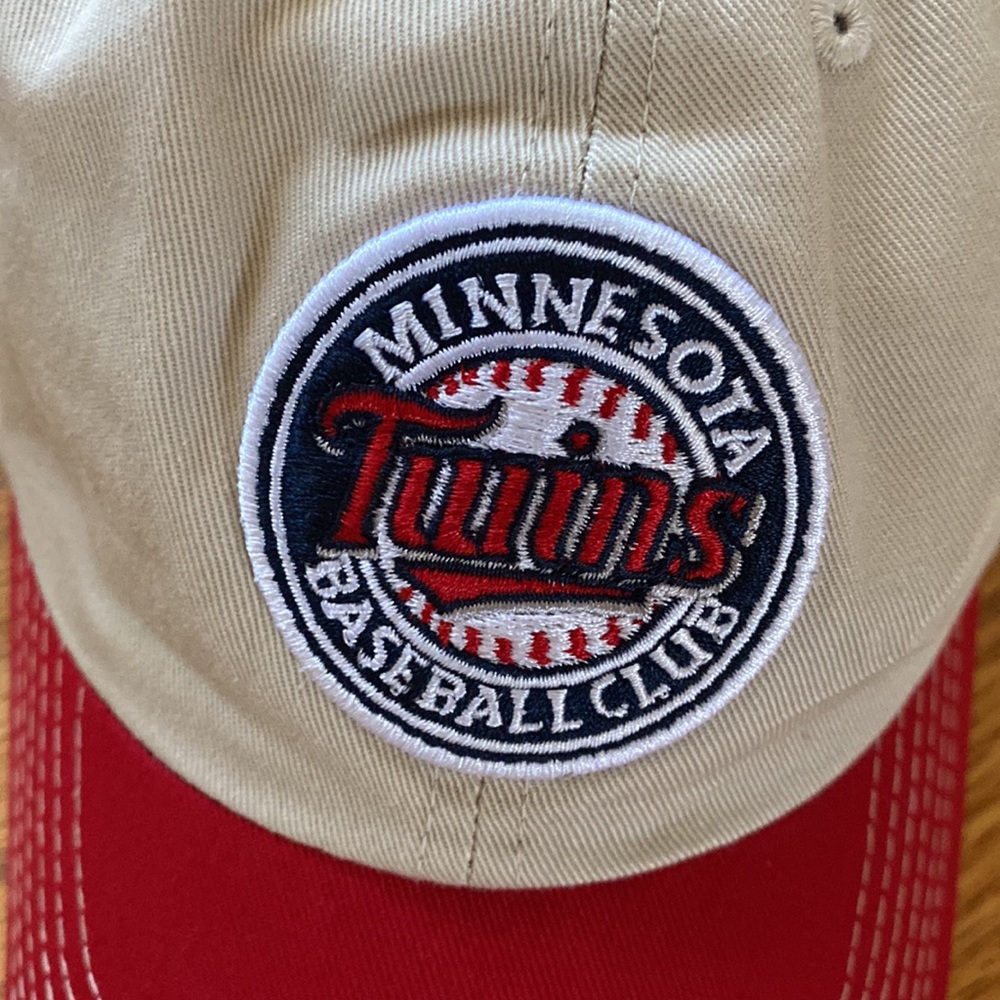 Minnesota Twins Adjustable Baseball Hat NWT - Picture 2 of 6